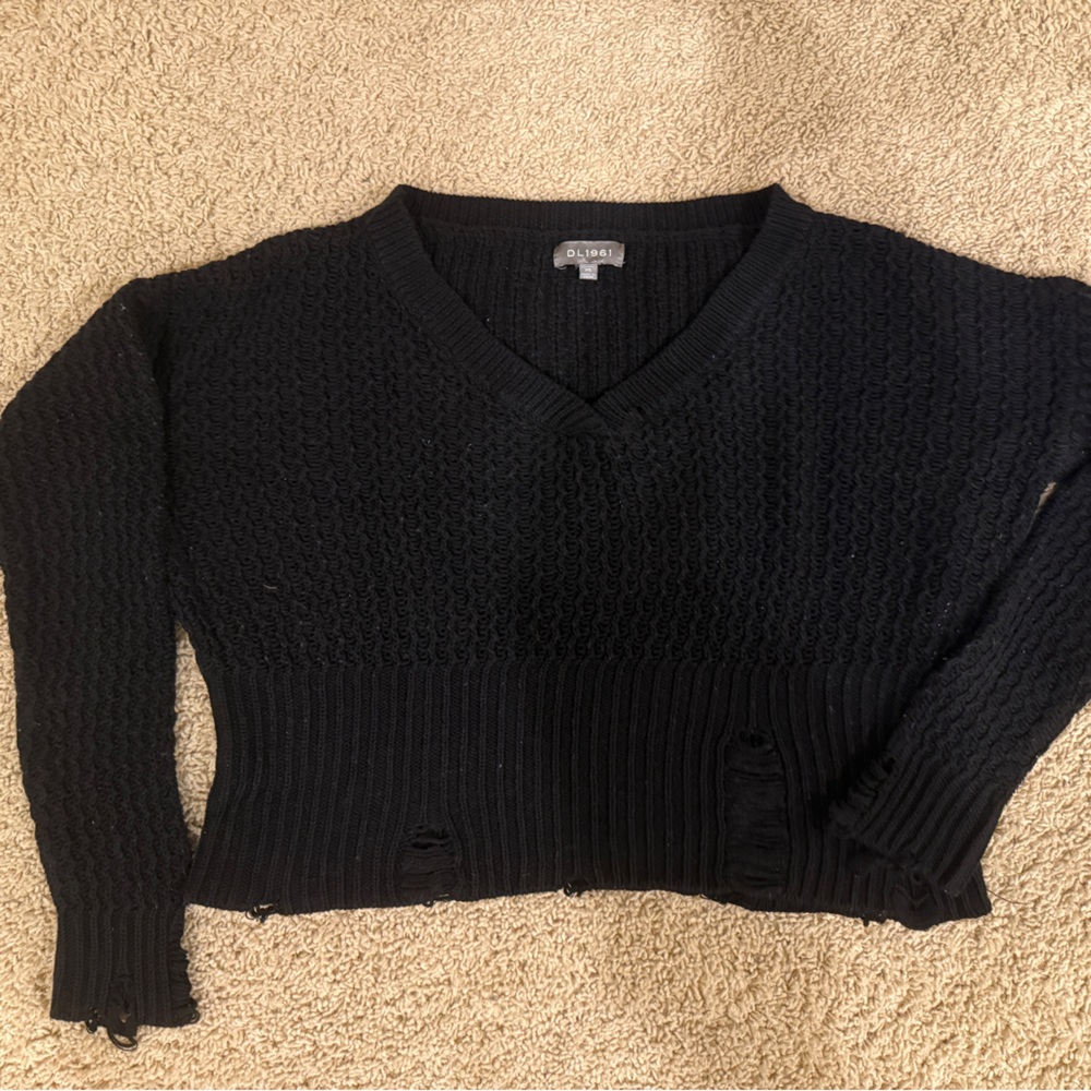 DL1961 Women's distressed Black Sweater, xs